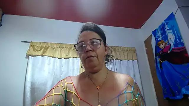 alina_maturehot — fucking with a dildo and squir