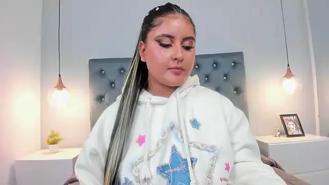 AnnaSwift_ — Blow birthday kisses 