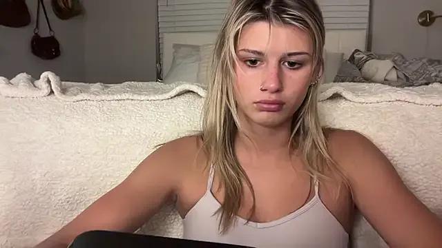 AnnGrayson — <> Take shorts off <>