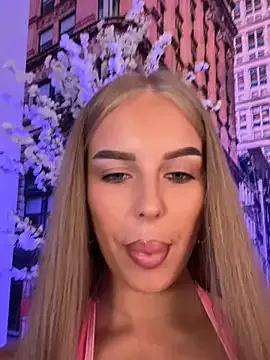 AubrieleRouj1 — ANAL