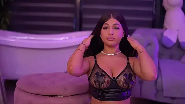 BellaNoirre — Magic lips with magic tricks#BJ