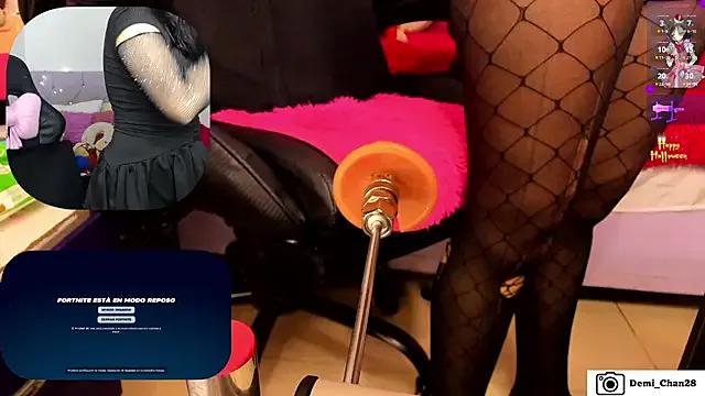 demi_chan — TOPLESS+OIL