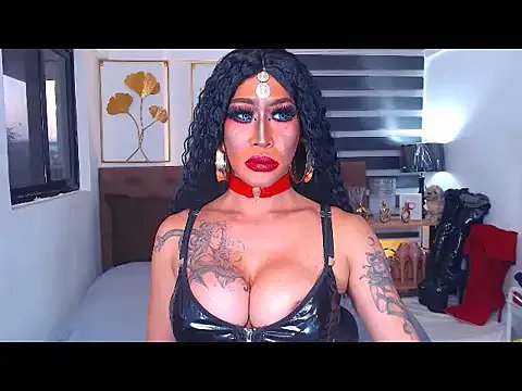 DominateMistressTania photo 2