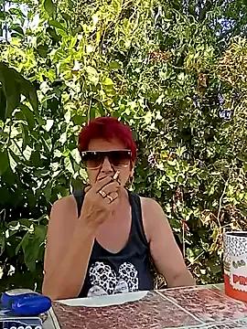 Ely_Elenita — Dezbraca-ma