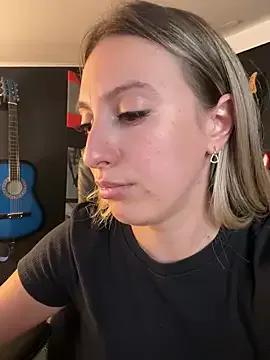 Eva_Ryen — We suck each other's middle finger + :gi