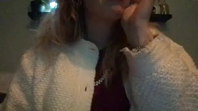 GymMilf — stand up and slap Ass 7x