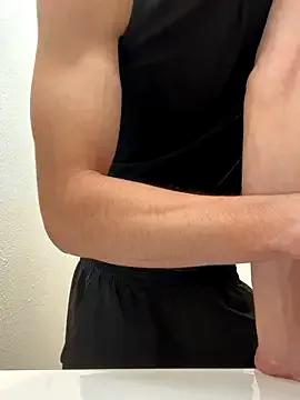 gymratforyouu — Take off my shirt