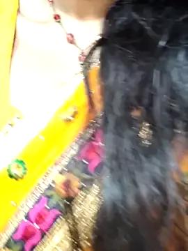 Hotty_Kavita — Suck my nipples 