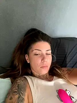 Izy_cute_ — Ticket show sex