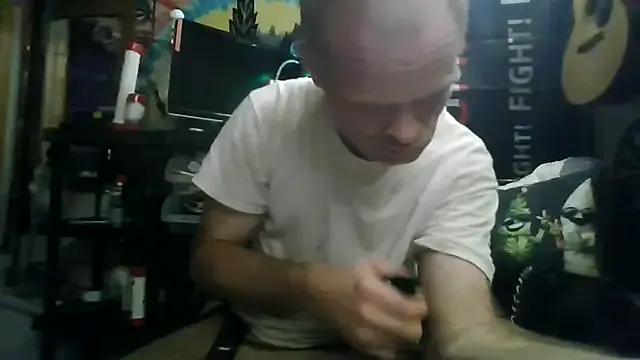 jaxx12369 — cum to your wife pic, send it on in tho.