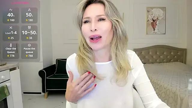 Jolie_Ozolla — smile