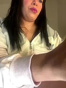 kamila-wc — SHOW MY BIG CERVIX