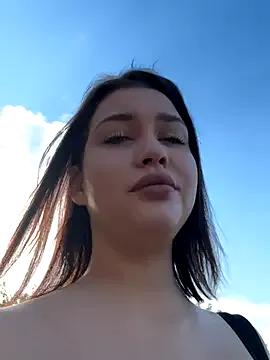KikiWatson — Show pussy in public