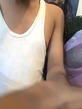 Kissing_Couple — Full nude