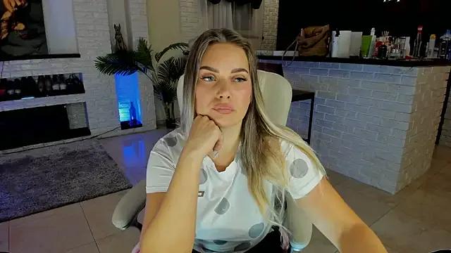 KittiLiza — have fun
