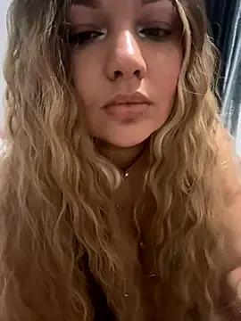 lasirenitabella — Freechat on StripChat