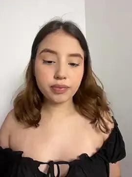 Lia_sex69 — SHOW PUSSY + DOMMI + TWERK