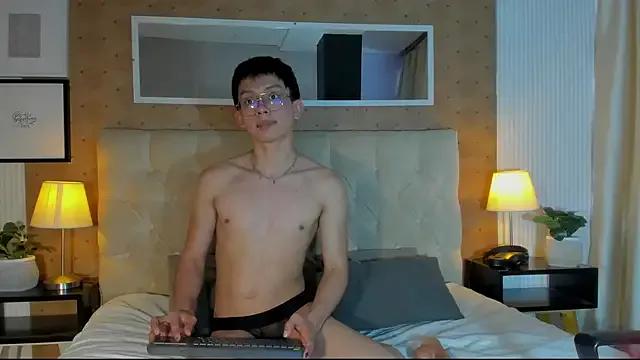 liam_twiink — play with my ass