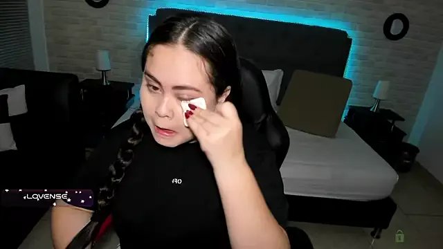 LolaVillalobos on StripChat 