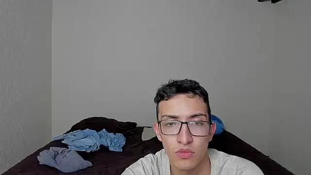 lustduo1 — SHOW BOOBS