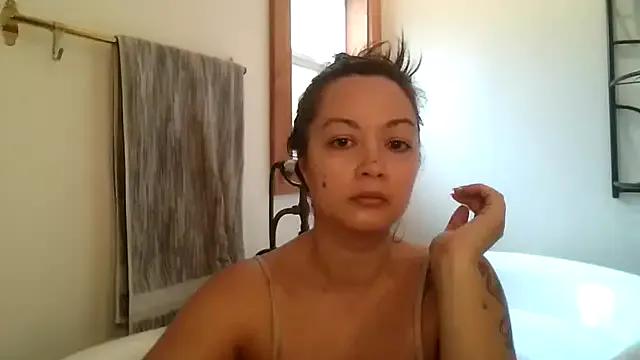 magical_jasmine — Vibe in panties