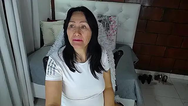 Maira_B — See my pussy