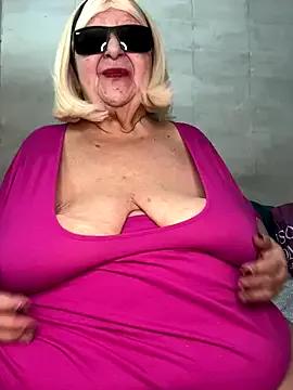 mariannecox — ass open wide