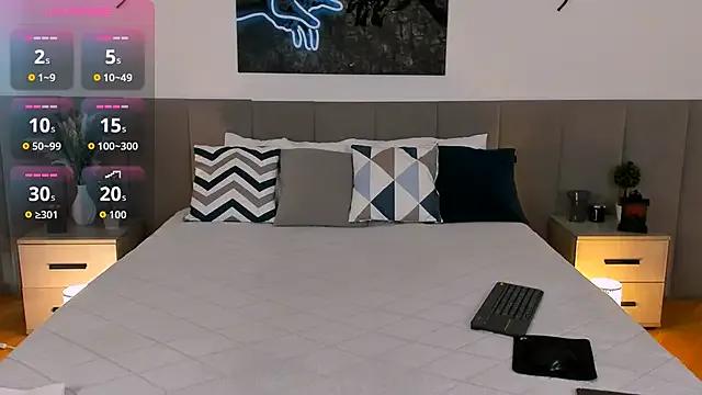 MiaBecky — BODY TEASING 