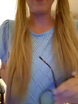 NaughtyCatgirl — LT2Vids/BLowing two rubber dicks