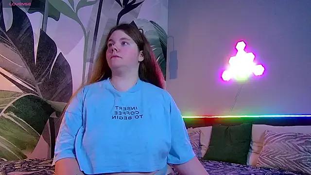 RubyValen — Full Naked & Blowjob Dildo On Knees