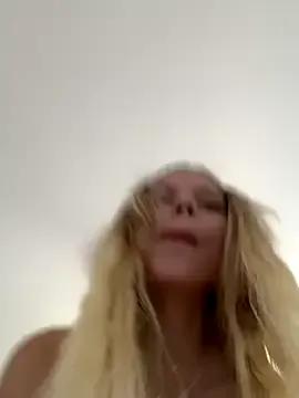 SakuPandora — Sensual orgasm + squirt + video LT