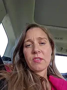 SkyelarSommer — Risky Pussy Flash 