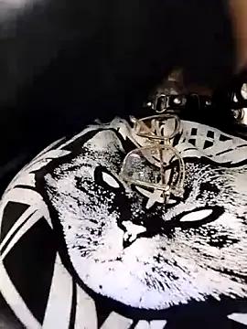 taaylor33 — Flash  pussy in public