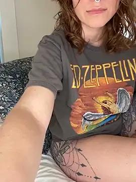 wildefaye — Private on StripChat