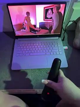 yourcutesarah — Domi control 2 min last tipper & cumhard